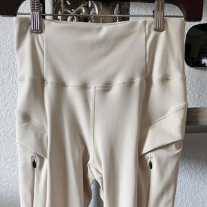 CALIA LEGGINGS BY CARRIE UNDERWOOD Small